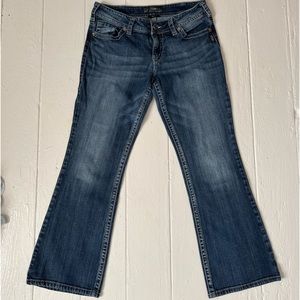 Silver Suki Mid Rise Bootcut Jeans Size 31 x 32